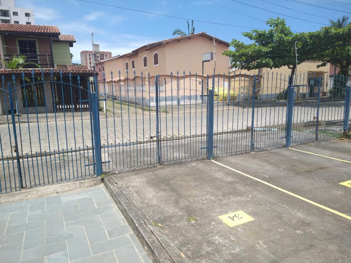 Apartamento com piscina na Martim de Sá Caraguatatuba Esterno foto